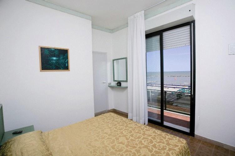 Hotel Iride & Spa Cesenatico Exteriör bild