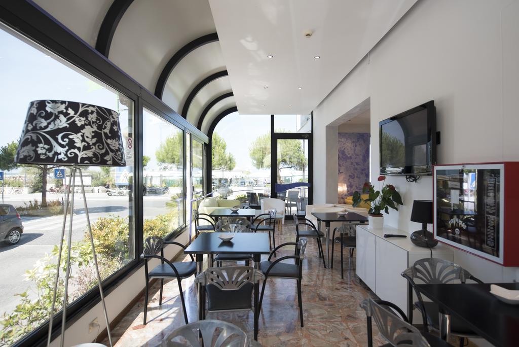 Hotel Iride & Spa Cesenatico Exteriör bild