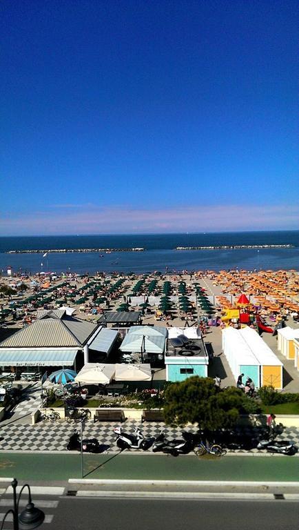 Hotel Iride & Spa Cesenatico Exteriör bild